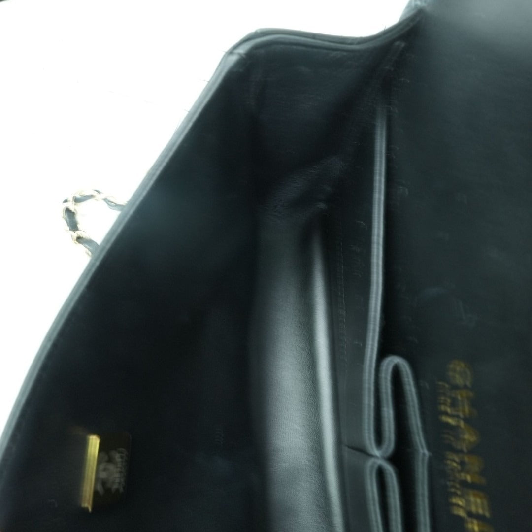 CHANEL シャネル ショルダーバッグ マトラッセ Wフラップ ラムスキン