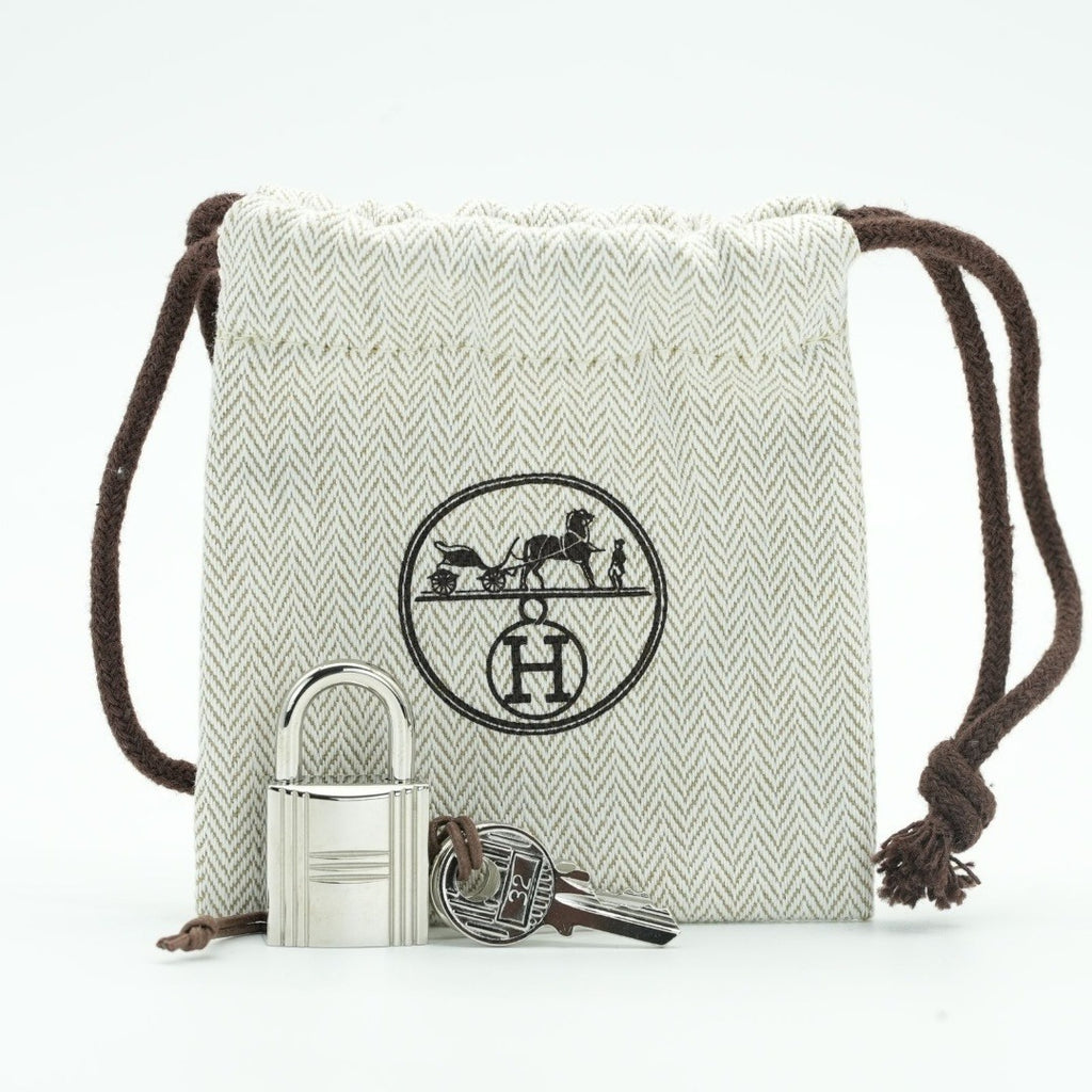 HERMES ピコタンロック ゴールド トリヨンクレマンス □Q刻印 シルバー