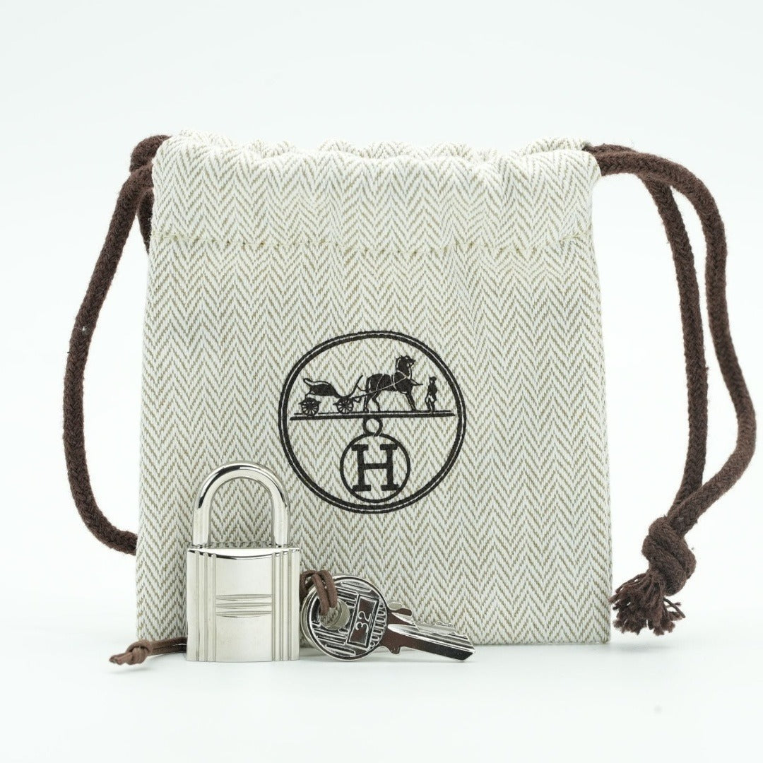 HERMES ピコタンロック ゴールド トリヨンクレマンス □Q刻印 シルバー