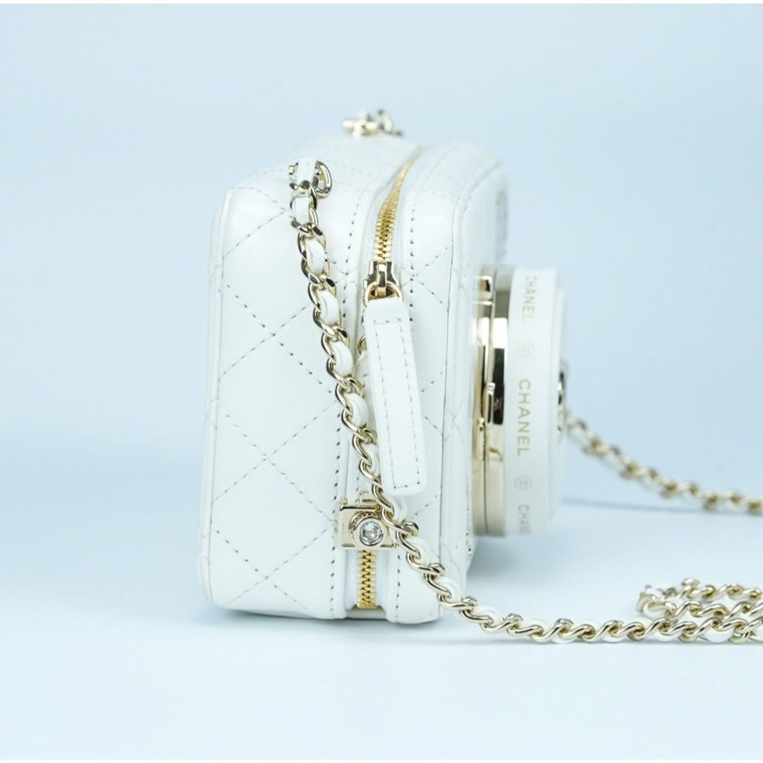 CHANEL シャネル カメラバッグ マトラッセ ミラー付 ホワイト