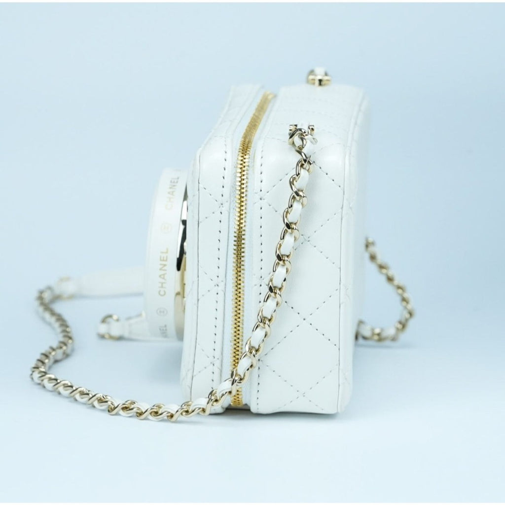 CHANEL シャネル カメラバッグ マトラッセ ミラー付 ホワイト
