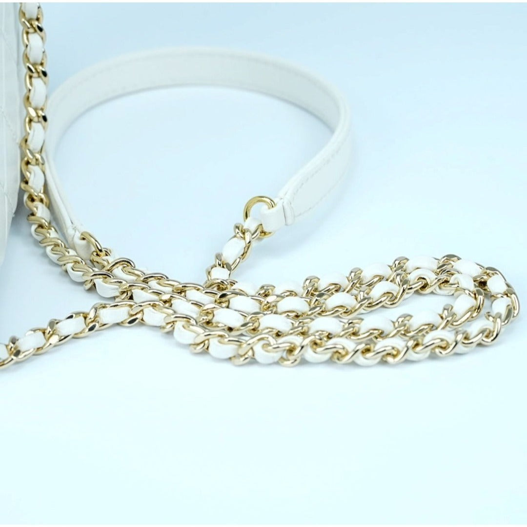 CHANEL シャネル カメラバッグ マトラッセ ミラー付 ホワイト