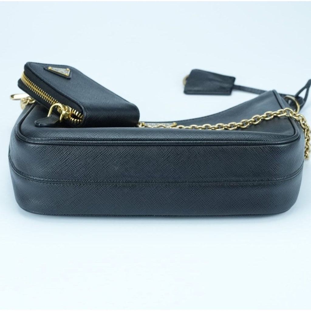 PRADA プラダ Re-Edition 2005 サフィアーノレザー ブラック