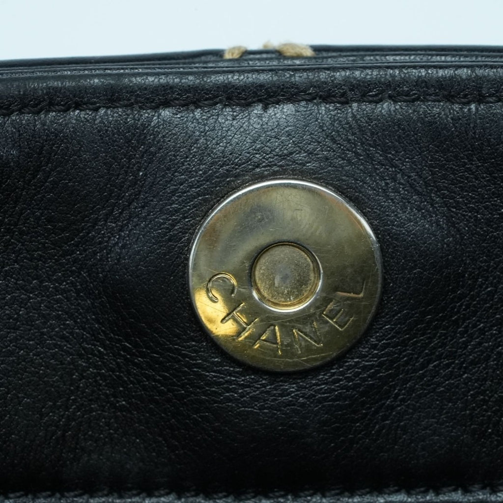 CHANEL A18126 ワイルドステッチ ブラック 黒レザー ゴールド金具