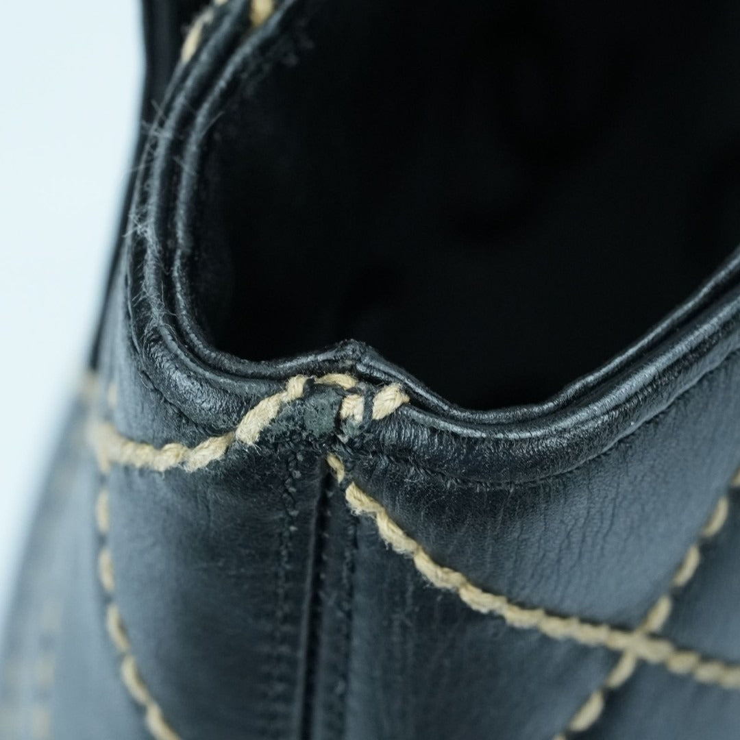 CHANEL A18126 ワイルドステッチ ブラック 黒レザー ゴールド金具