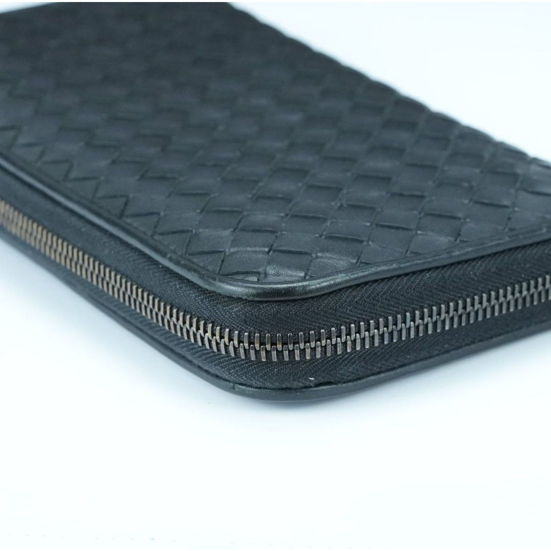BOTTEGA VENETA ボッテガヴェネタ イントレチャート 長財布 黒 箱