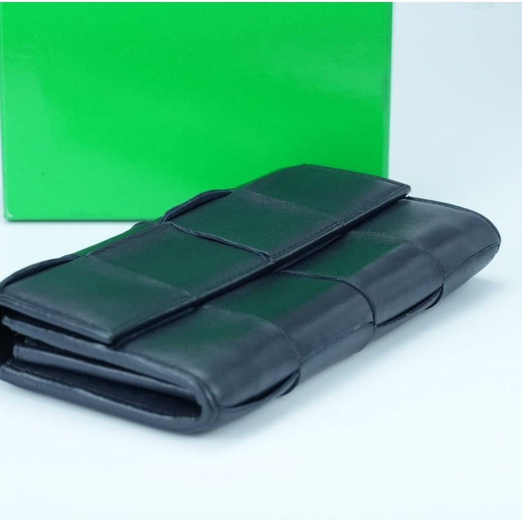 BOTTEGA VENETA カセット イントレチャート ネイビーICチップ内蔵