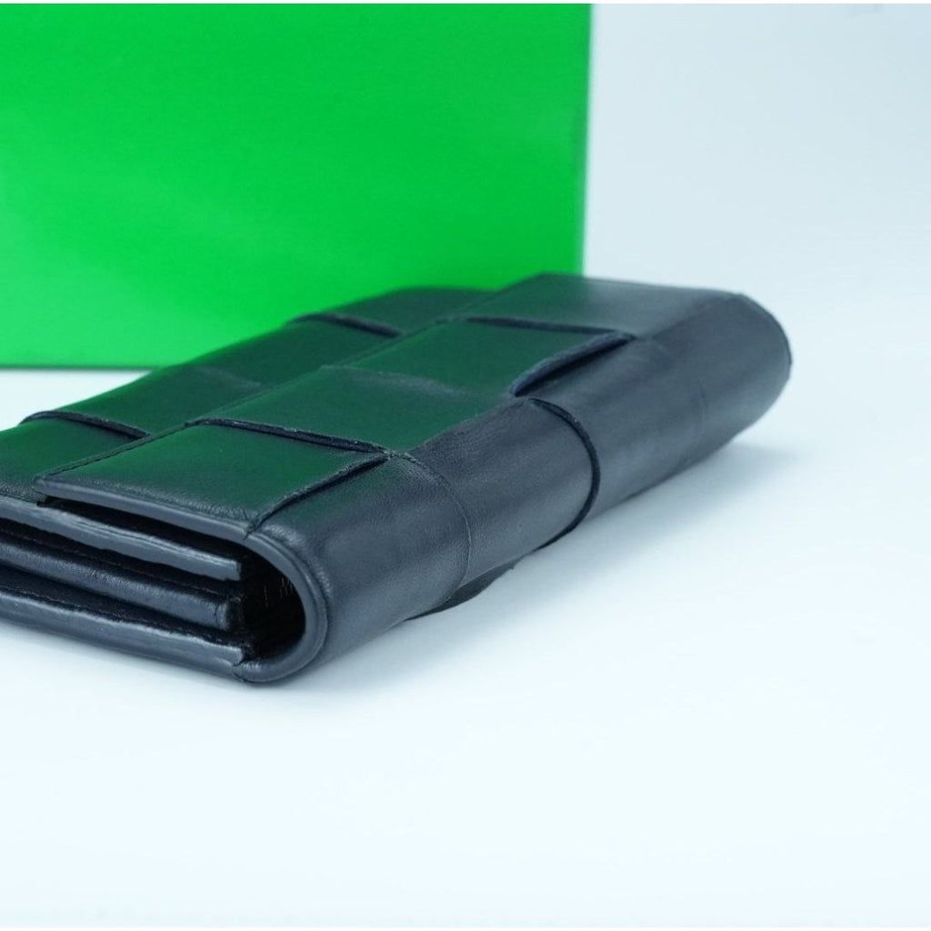 BOTTEGA VENETA カセット イントレチャート ネイビーICチップ内蔵