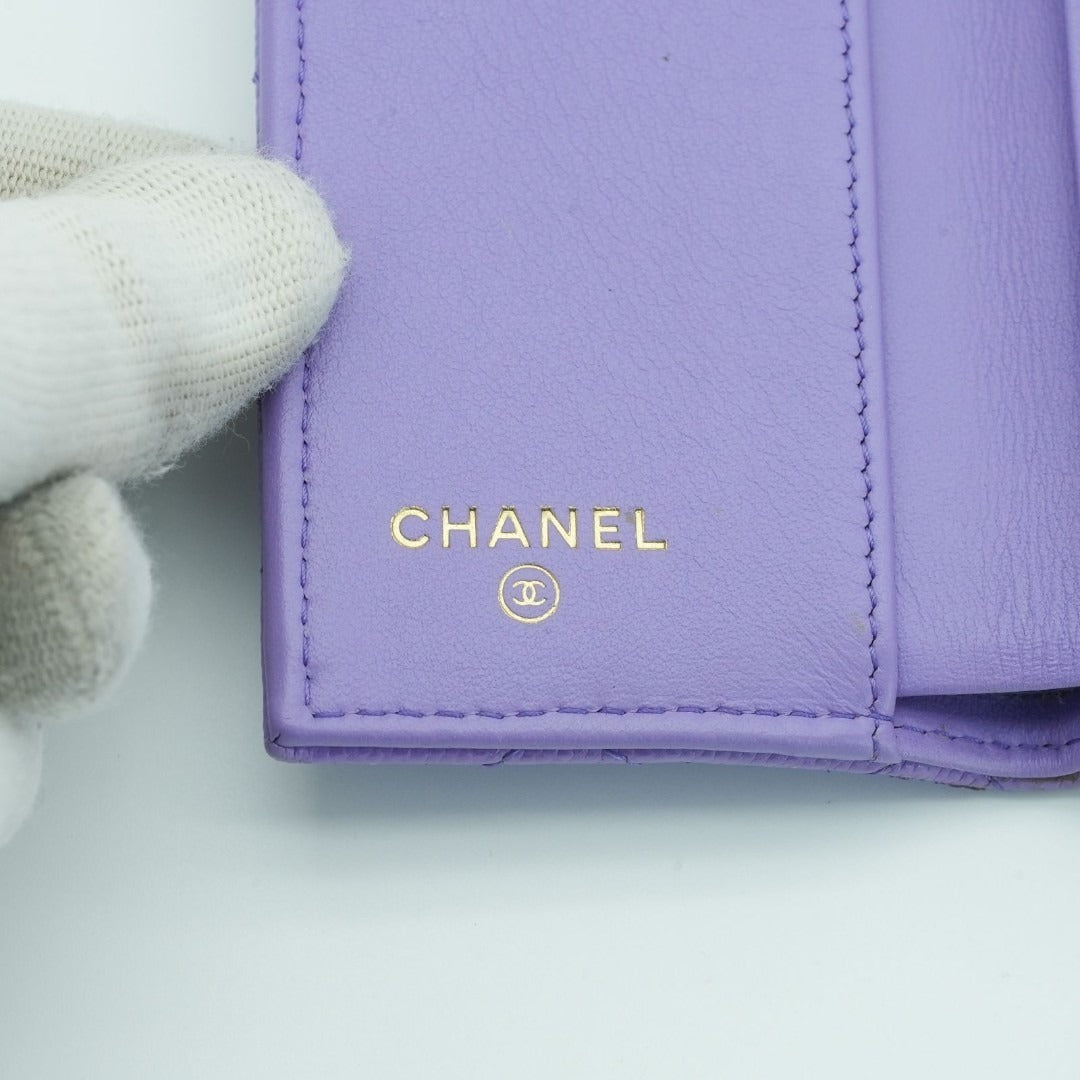 CHANEL マトラッセ 二つ折り財布 コンパクト パープル レディース