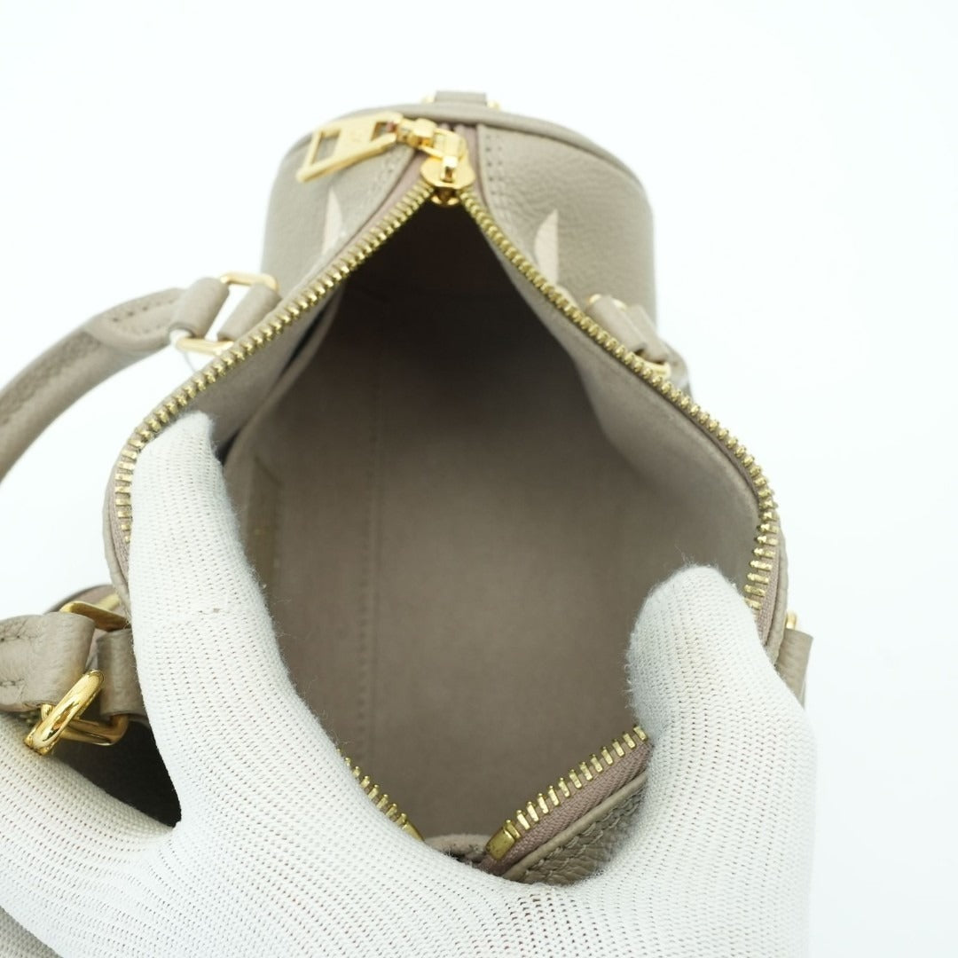 LOUIS VUITTON アンプラントジャイアントパピヨンBB M46031