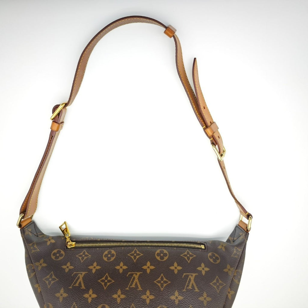 ルイ・ヴィトン モノグラムキャンバス ボディバッグ M43644