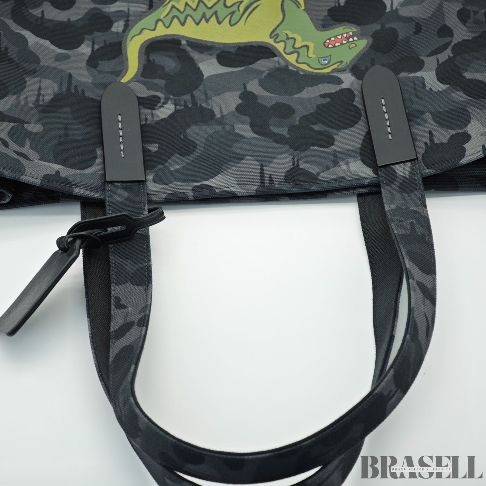 COACH コーチ トート・カモ プリント アンド レキシー CCD11 A5F バッグ トートバッグ 恐竜 ダイナソー ブラック レディース 保存袋