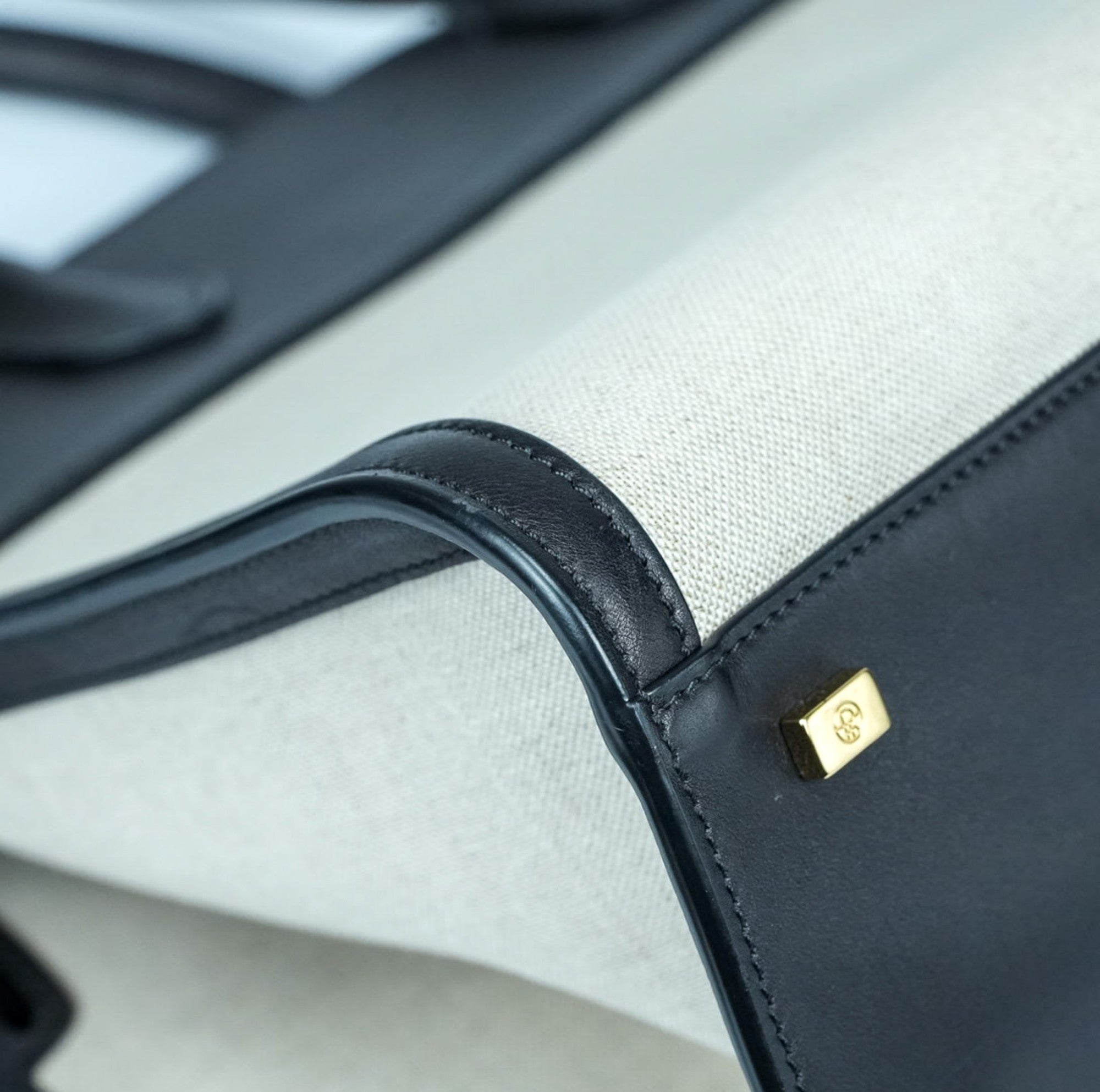 【希少】THE ROW ザ・ロウ Margaux 15 マルゴー キャンバス レザー ハンドバッグ ブラック ベージュ 保存袋付 美品 ABランク レア トートバッグ メンズ レディース