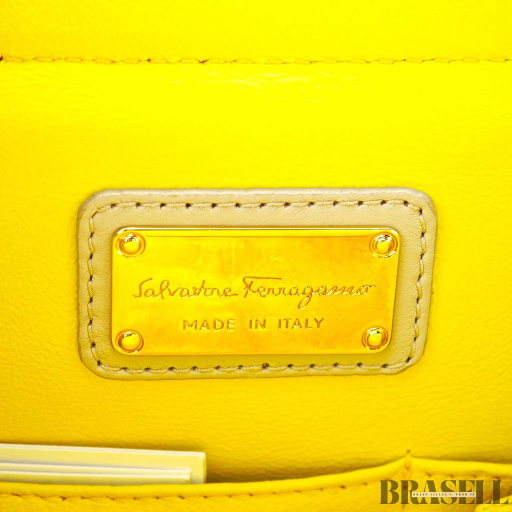 Ferragamo フェラガモ ガンチーニ2WAYバッグ ショルダーバッグ ハンドバッグ ベージュ レディース ショルダーストラップ【ブランド/Brand】 　
