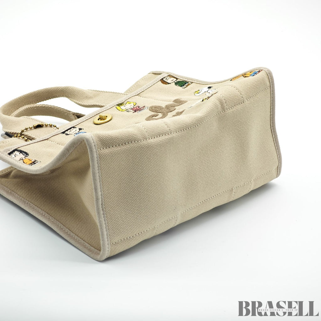 COACH コーチ COACH X PEANUTS  スヌーピー カーゴ トート バッグ C2657 CBH43 バッグ ショルダーバッグ 2way キャラクター 可愛い ベージュ レディース 保存袋 ショルダーストラップ