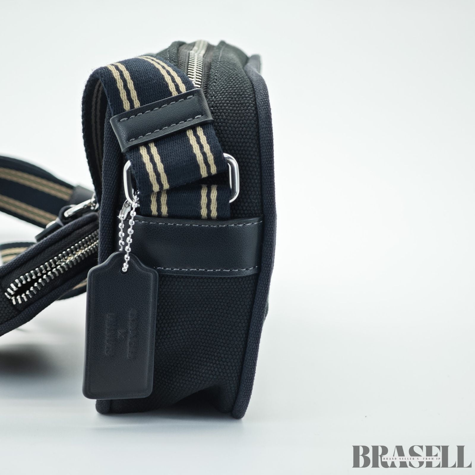 COACH コーチ カーゴ カメラ バッグ・スヌーピー プリント ショルダーバッグ 小さめ コンパクト キャラクター ブラック レディース メンズ 保存袋