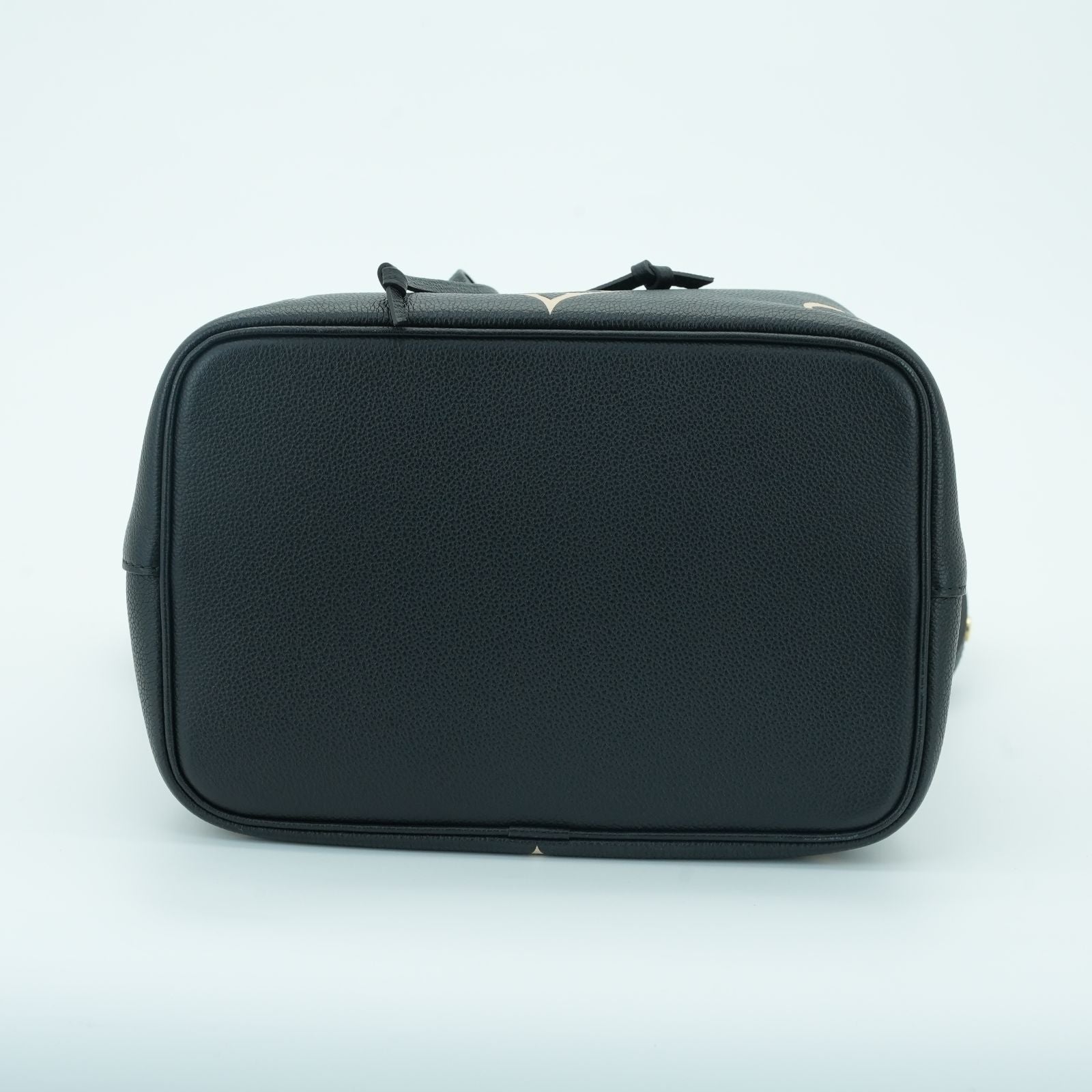 LOUIS VUITTON ネオノエ MM M45497 ハンドバッグ ポーチ付き 2way ショルダーバッグ ブラック レディース 保存袋 ショルダーストラップ