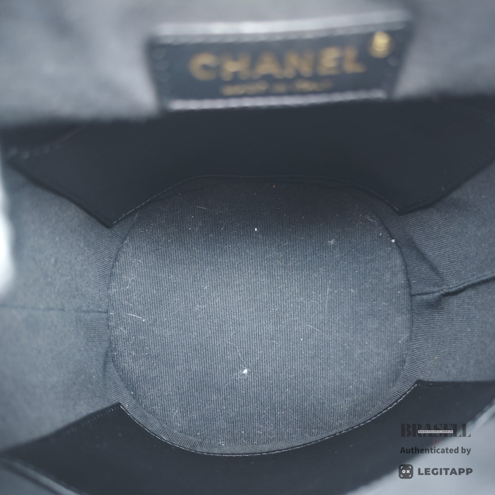 CHANEL シャネル AS5310 B18791 KG8UTCG9 ショルダーバッグ ラムスキン レディース