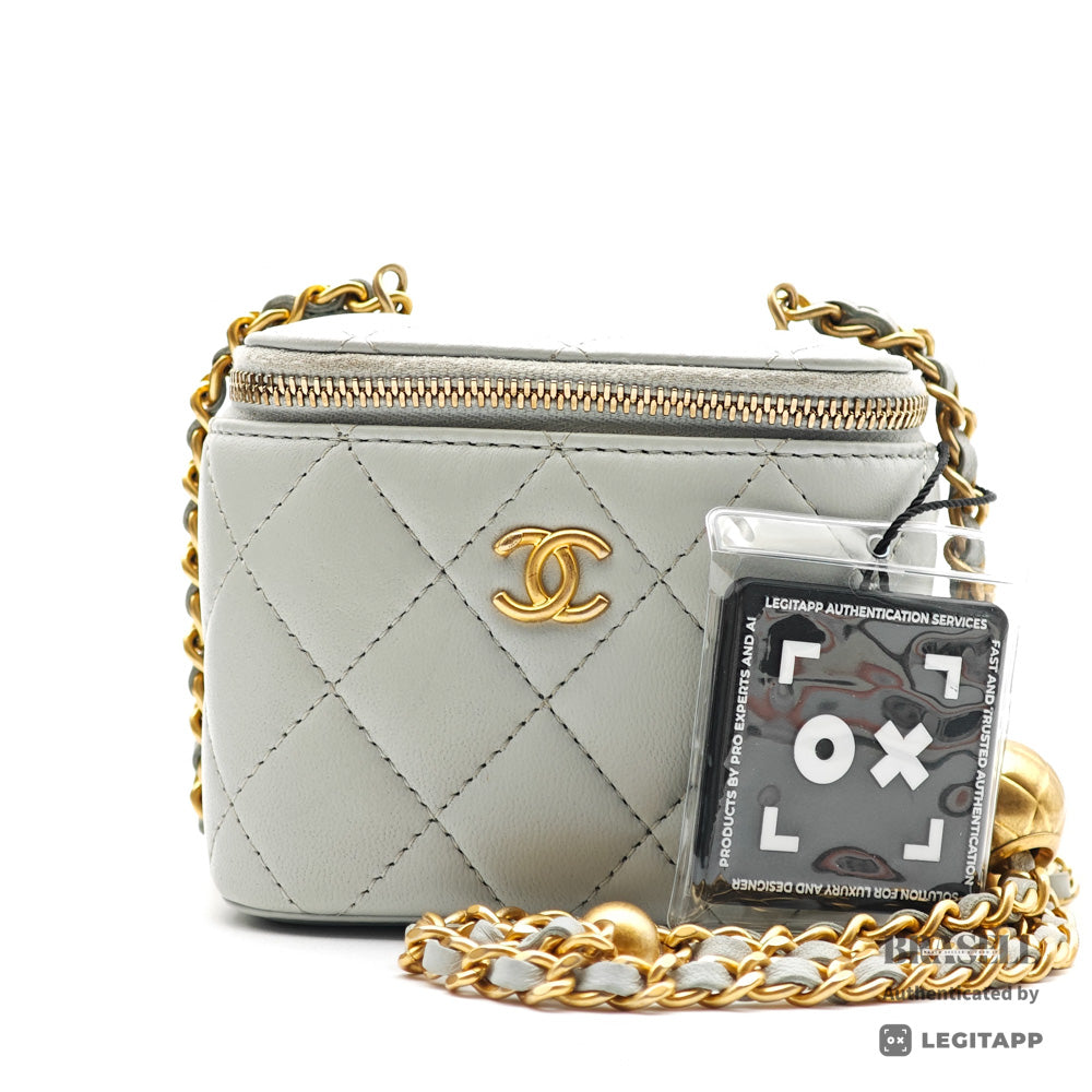 CHANEL シャネル UG9TGXH4 ショルダーバッグ ラムスキン レディース