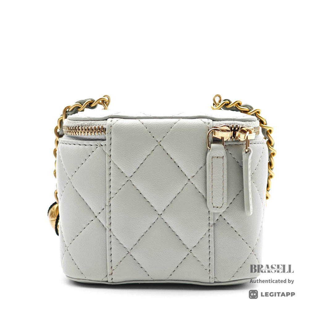 CHANEL シャネル UG9TGXH4 ショルダーバッグ ラムスキン レディース