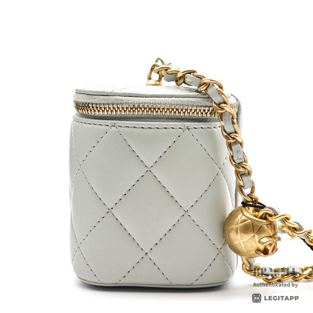 CHANEL シャネル UG9TGXH4 ショルダーバッグ ラムスキン レディース