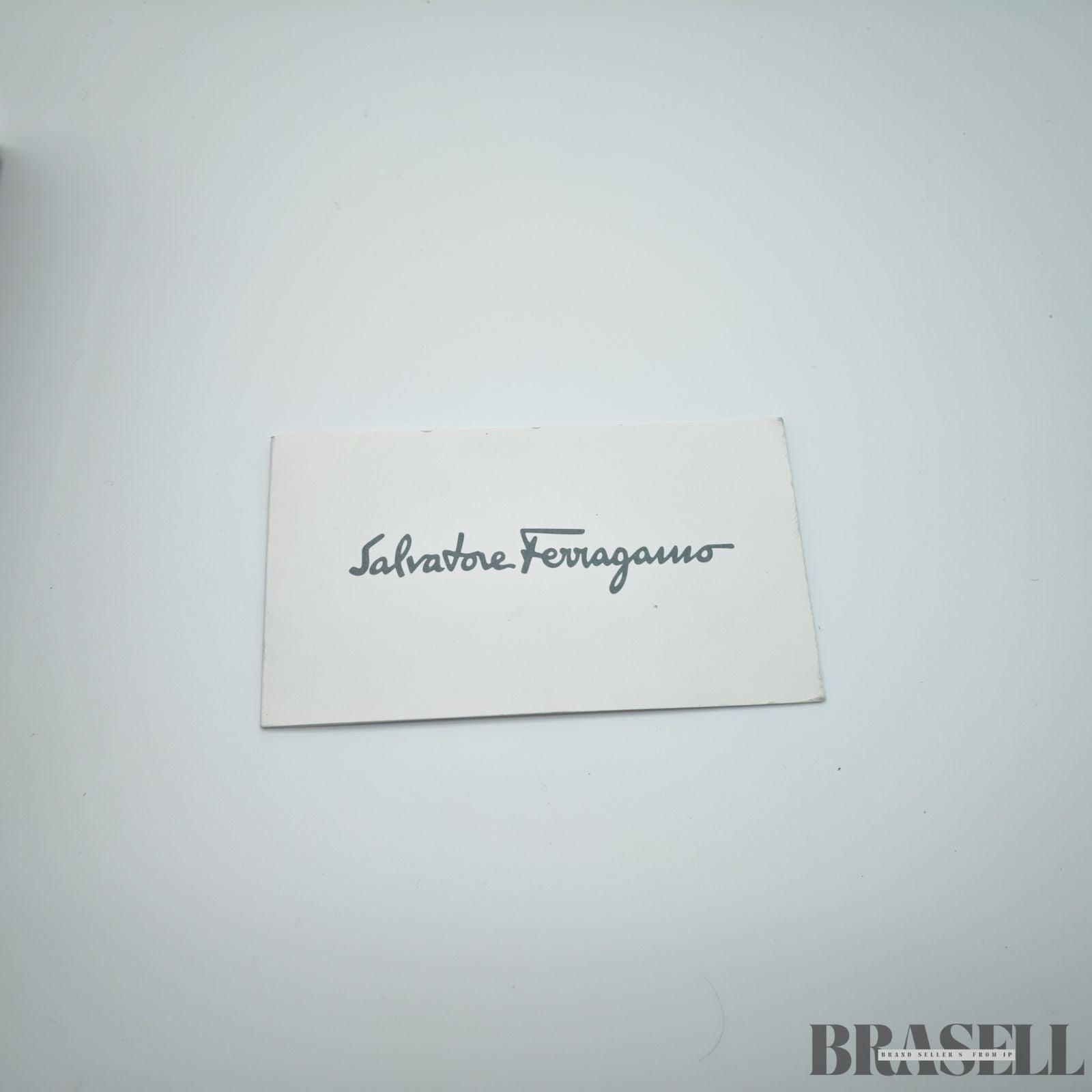 Salvatore Ferragamo サルバトーレ・フェラガモ ヴァラ リボン 22-3054 バッグ ショルダーバッグ 型押し コンパクト ブラック レディース 箱