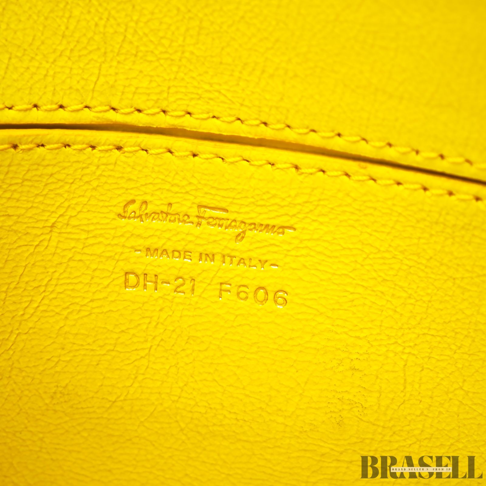 Ferragamo フェラガモ ガンチーニ2WAYバッグ ショルダーバッグ ハンドバッグ ベージュ レディース ショルダーストラップ【ブランド/Brand】 　