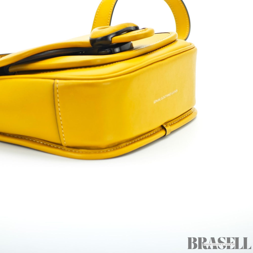 COACH コーチ タビー メッセンジャー バッグ ショルダーバッグ フラップ コンパクト イエロー レディース