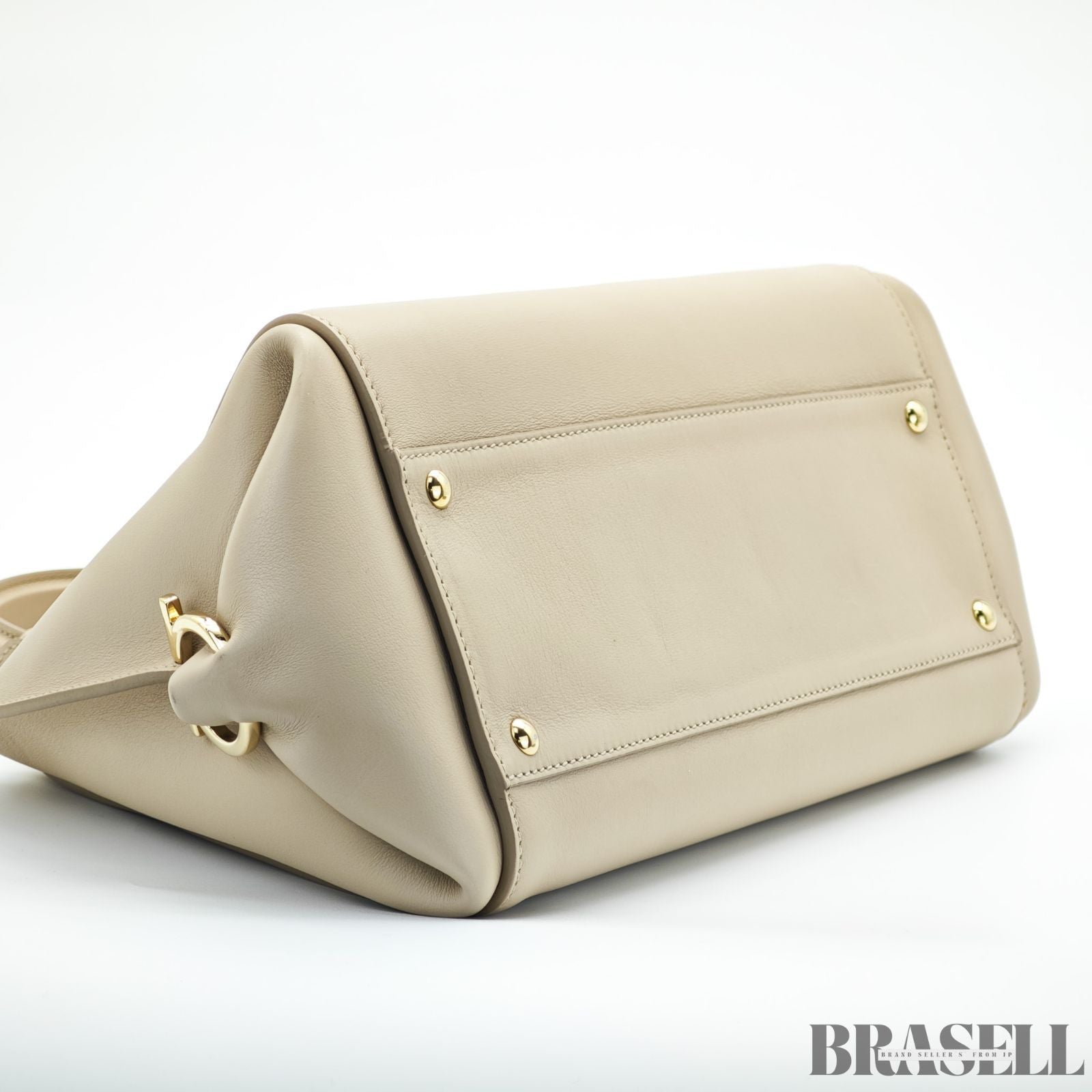 Ferragamo フェラガモ ガンチーニ2WAYバッグ ショルダーバッグ ハンドバッグ ベージュ レディース ショルダーストラップ【ブランド/Brand】 　