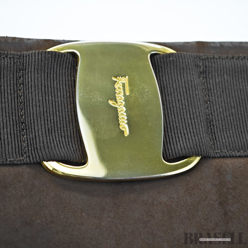 Salvatore Ferragamo サルヴァトーレフェラガモ ヴァラ バッグ ショルダーバッグ スウェード ブラウン レディース