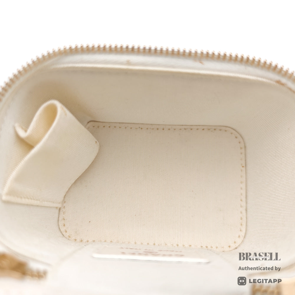 CHANEL シャネル ショルダーバッグ ラムスキン レディース