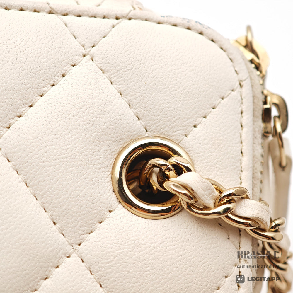 CHANEL シャネル ショルダーバッグ ラムスキン レディース