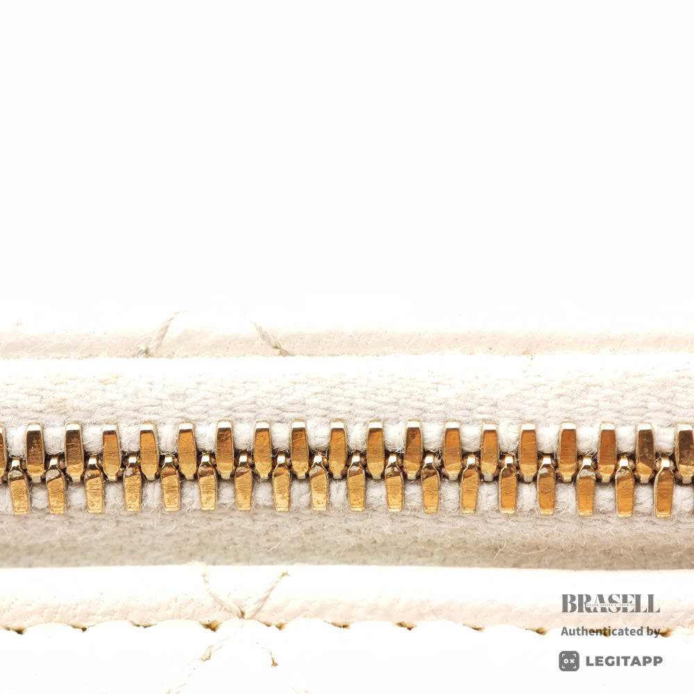 CHANEL シャネル ショルダーバッグ ラムスキン レディース