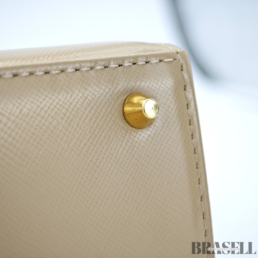 Yves Saint Laurent  イヴ・サンローラン ヴィンテージ ケリー型 トップハンドルバッグ ロゴ金具  バッグ ハンドバッグ フラップ ベージュ レディース メンズ 箱 保存袋