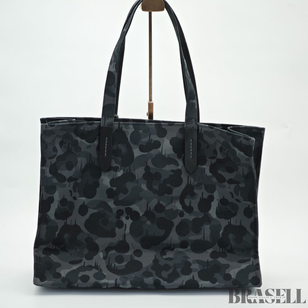 COACH コーチ トート・カモ プリント アンド レキシー CCD11 A5F バッグ トートバッグ 恐竜 ダイナソー ブラック レディース 保存袋