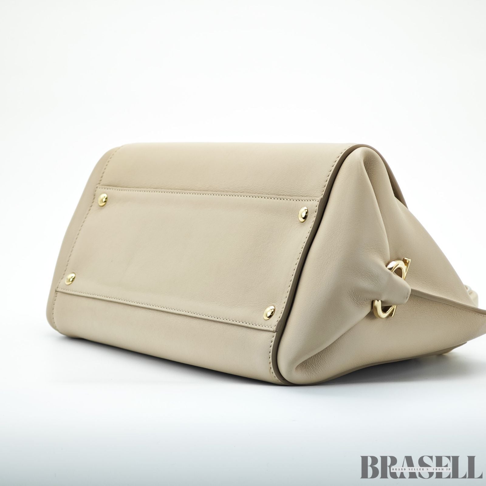 Ferragamo フェラガモ ガンチーニ2WAYバッグ ショルダーバッグ ハンドバッグ ベージュ レディース ショルダーストラップ【ブランド/Brand】 　